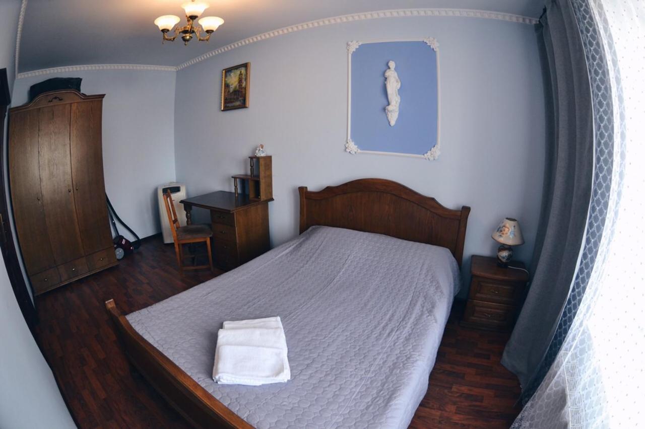 3-Room Apartments In Central City 利沃夫 外观 照片